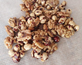 Foto del paso 3 de la receta: Mini piononos de praliné de avellanas y nueces con crema
