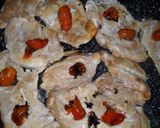 Foto del paso 4 de la receta: Pechuga de pollo a la mostaza con puerro y cachaca