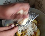 A picture of step 6 of Cheese Idlis.