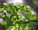 A picture of step 4 of Broccoli Almond soup.