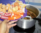 Foto langkah ke 10 dari resep Steamboat AKA Sukiyaki Kuah Tom Yum🍲.