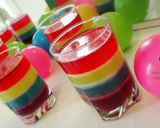 عکس مرحله 3 از دستور ژله رنگین کمان لیوانی