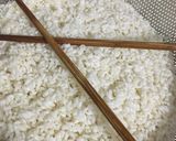 Hình bước làm 1 của món Xôi đậu đen xứ Quảng