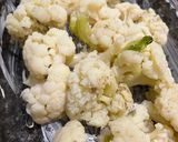 Foto del paso 1 de la receta: Coliflor gratinado y arvejas