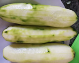 Foto del paso 1 de la receta: Pepinos rellenos de guacamole 🥑