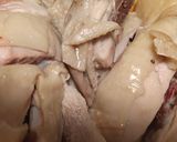 รูปขั้นตอนการทำที่ 8 ของ น่องไก่ต้ม /Boil chicken leg with ginger sauce