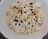 A picture of step 4 of Creamy fruit chat.