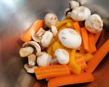Une image de l'étape 2 de Légumes au soja, vinaigre balsamique et à l'ail.