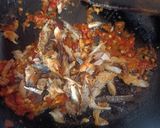 Foto langkah ke 4 dari resep Ikan Pindang Suwir Pedas.