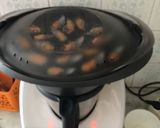 Foto del paso 6 de la receta: Patatas guisadas con setas y mejillones Thermomix para dos