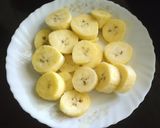 A picture of step 1 of Banana fritters.
