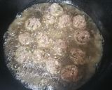 A picture of step 3 of Beef kofta curry (meat balls).