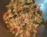 A picture of step 4 of Egg Bhurji.