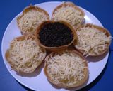 Foto langkah ke 6 dari resep Martabak Manis Mini.