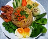 รูปขั้นตอนการทำที่ 8 ของ ข้าวผัดน้ำพริกลงเรือกุ้งหวาน