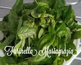 Foto del passaggio 2 della ricetta Conserve di Pesto Genovese km zero 2025 senza aglio 👩‍🍳🏡🦁🎉🎵❤️