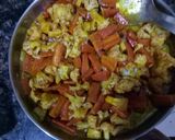 A picture of step 5 of Carrot and Cauliflower pickle.