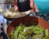 Foto del paso 3 de la receta: Espárragos salteados