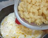 Foto langkah ke 5 dari resep Mac n Cheese Panggang.