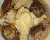 รูปขั้นตอนการทำที่ 6 ของ ซุปน่องไก่ตุ๋นยาจีน (Chinese Herbal Braised Chicken Soup)