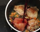 A picture of step 3 of Pollo alla cacciatora.