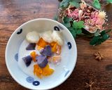 A picture of step 6 of Fruits Coconut Milk with Sweet Sticky Rice.