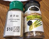 A picture of step 1 of Lemon Grass Pork Chops.