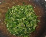 Foto langkah ke 4 dari resep Ayam geprek cabe Hijau.