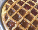 Foto del paso 9 de la receta: Pasta frola rústica de dulce de leche/ membrillo con harina leudante