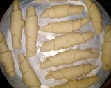 A picture of step 7 of Jiko baked Croissants.