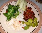 Foto langkah ke 5 dari resep Sambel Cobek Iwak Pe + Pete Goreng 🐟🌶️.