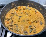 Une image de l'étape 20 de Dahl au curry jaune, légumes, cajous et gingembre au lait de coco.