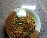 A picture of step 6 of Sweet Savoury Noodles.