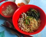 Foto langkah ke 3 dari resep Minyak Bawang Putih.