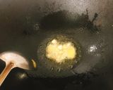 Hình bước làm 2 của món Cánh gà sốt teriyaki (phiên bản thiếu thốn nguyên liệu)
