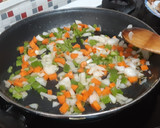 Foto del paso 5 de la receta: Conejo con fideos