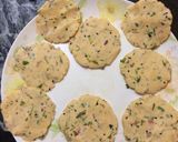 A picture of step 1 of Maddur vada.