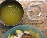 A picture of step 4 of Apple pie.