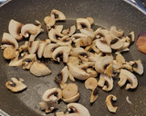 Foto del paso 1 de la receta: Macarrones cremosos sin tomate