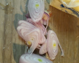 A picture of step 1 of Lima Beans and Shallots.