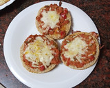 Foto del paso 2 de la receta: Mini pizzas de aprovechamiento