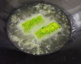 Foto langkah ke 5 dari resep Risol Isi Keju Matcha Crunchy.