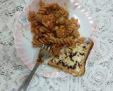 A picture of step 4 of Red sauce chicken pasta with garlic bread.