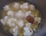 Foto del paso 2 de la receta: Crema de coliflor con mostaza y queso