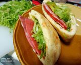 รูปขั้นตอนการทำที่ 4 ของ แฮม & ชีส พิต้า (Ham&Cheese with Chickhen Pita) - เมนูเช้าเร่งด่วน