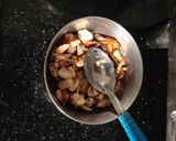 गुड़ मिश्री सेवई (gur mishri sevai recipe in Hindi) रेसिपी चरण 2 फोटो