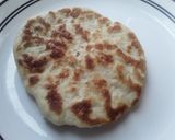 Foto del paso 3 de la receta: Pan🥐 turco relleno con milanesas de berenjena🍆 y calabacín🌮