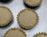 Foto langkah ke 6 dari resep Hongkong Style Coconut Tart.