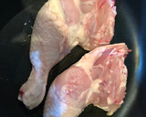Foto del paso 1 de la receta: Pollo en salsa