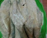 Foto langkah ke 2 dari resep 56. Kembung goreng isi sambal urap.